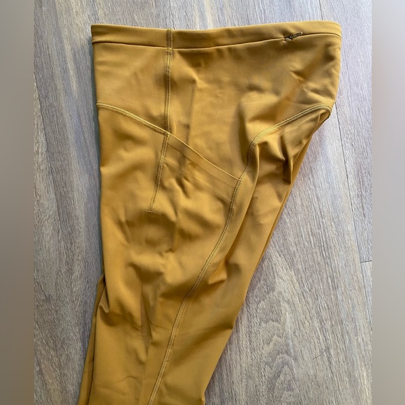 Lululemon Swift Speed HR Tight 28” - Picture 4 of 6